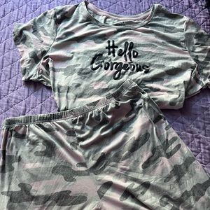 Secret Treasures ‘Hello Gorgeous’ pink camouflage pajama set